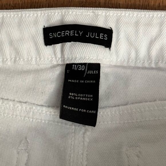 Sincerely Jules White Flare Jeans Women’s 11/30 - Picture 3 of 3